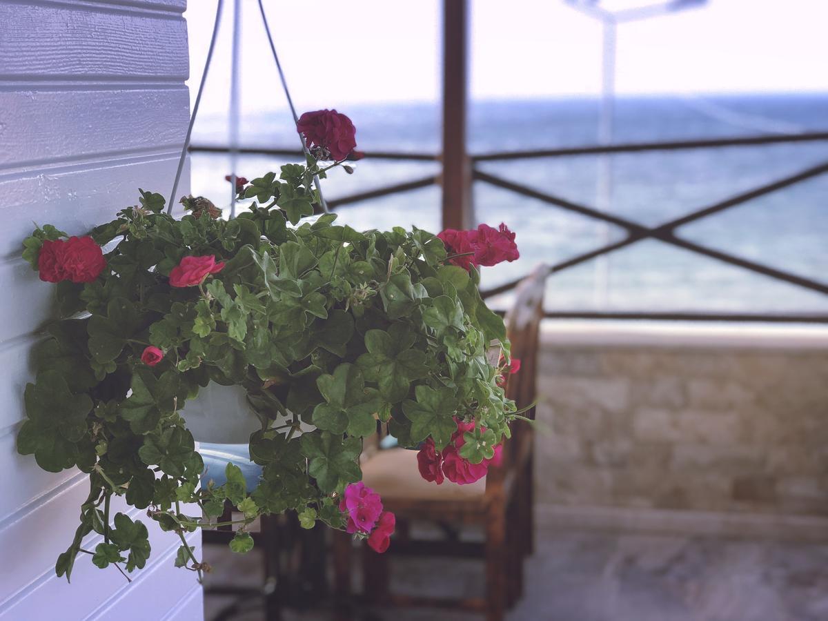 Golden Stone Butik Otel Cesme Exterior photo